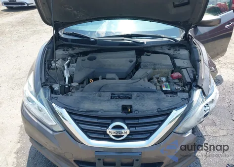 2016 Nissan Altima 2.5/2.5 S/2.5 Sl/2.5 Sr/2.5 Sv из США, поврежденный, VIN 1N4AL3AP1GC168012